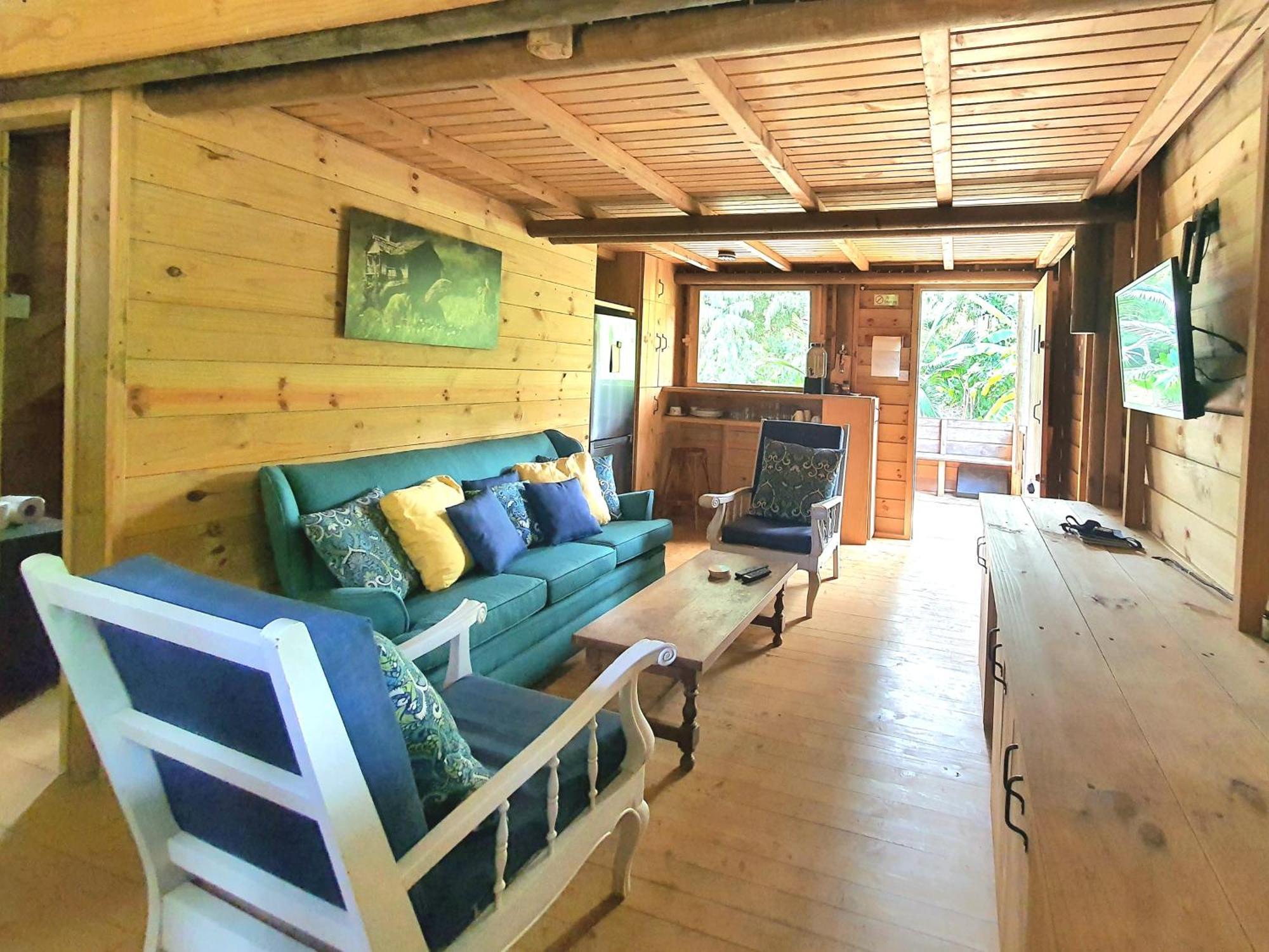 Camping Le Chalet, La Petite Ferme *